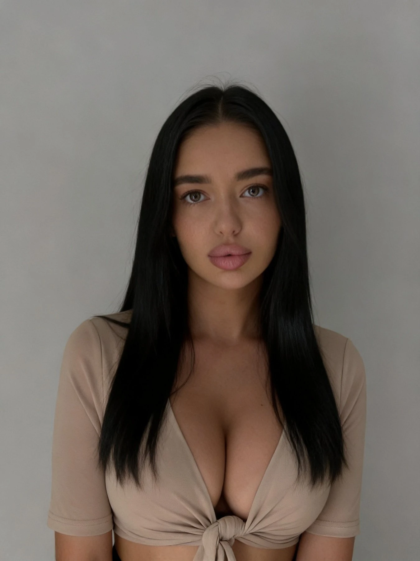 Gwendolyn Desire Goddess – Russian escort in Hong Kong — 3 / 7