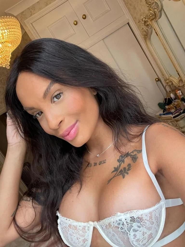 Sofya Anal Addict – Brazilian escort in Hong Kong — 4 / 10