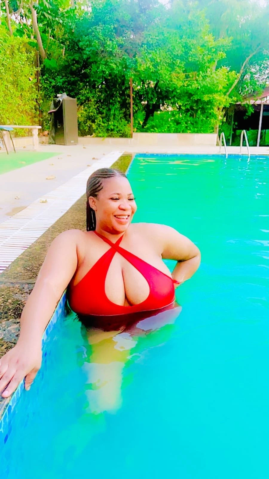 Sugar Berry Horny for Hard Fuck – Burundian escort in Gurgaon — 2 / 5