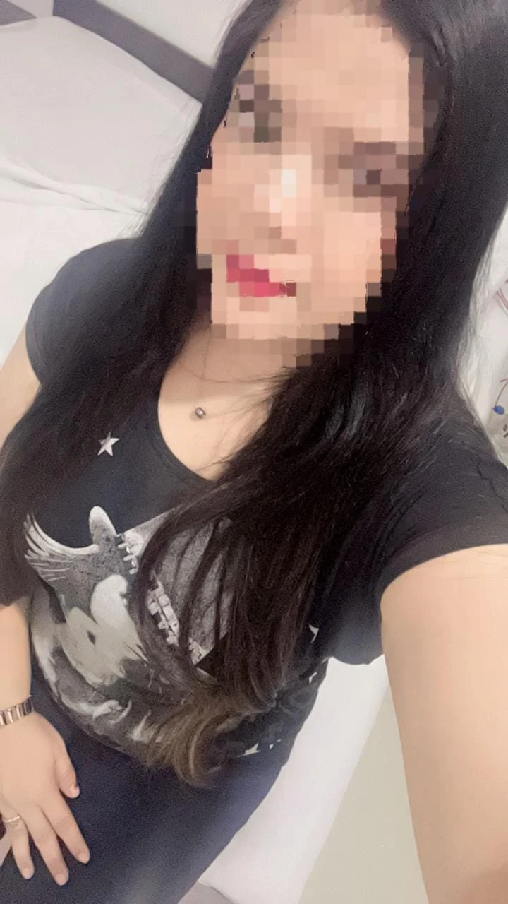Genuine Cam – Indian escort in Candolim, Goa — 2 / 4
