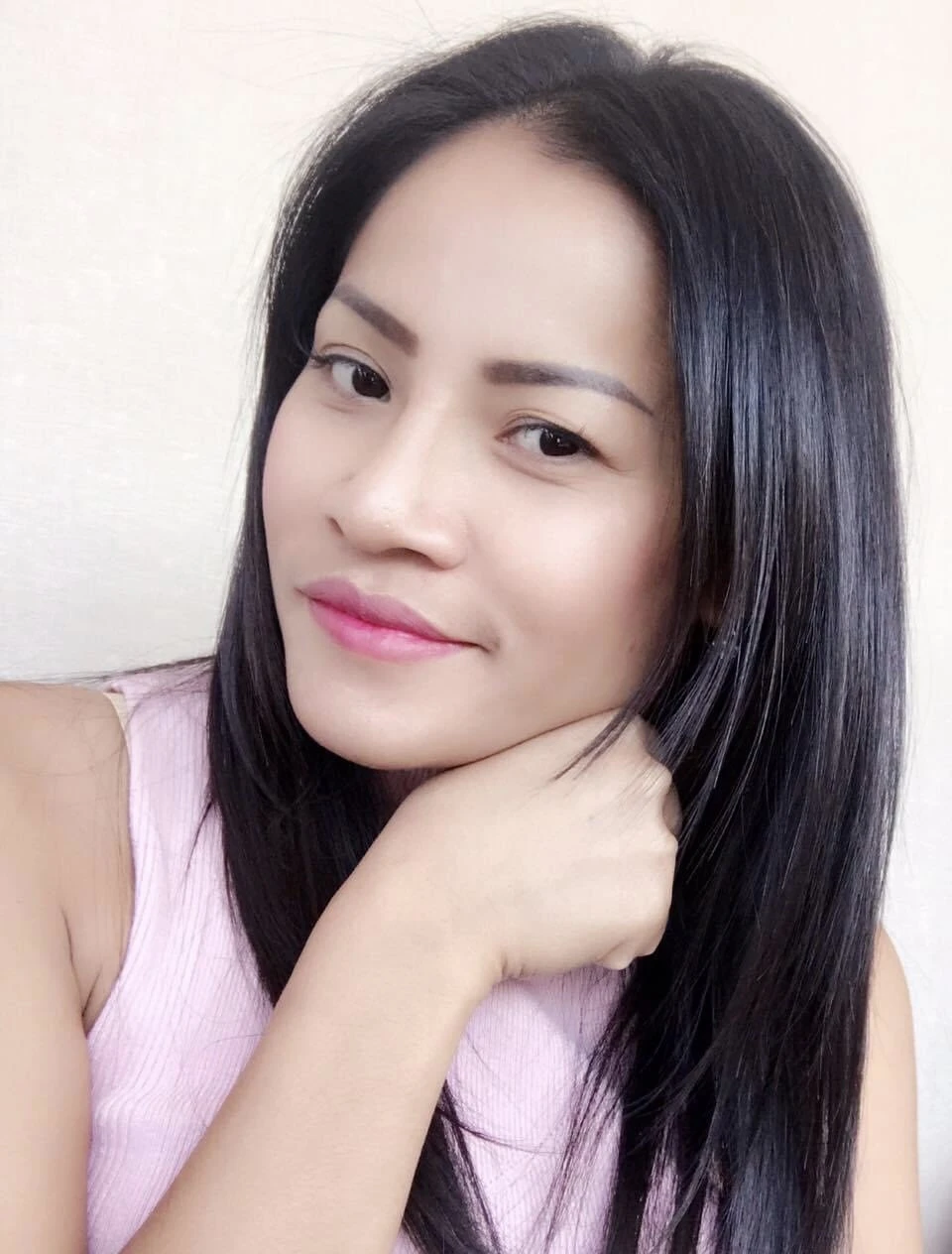 Kim – Thai escort in Hong Kong — 5 / 8