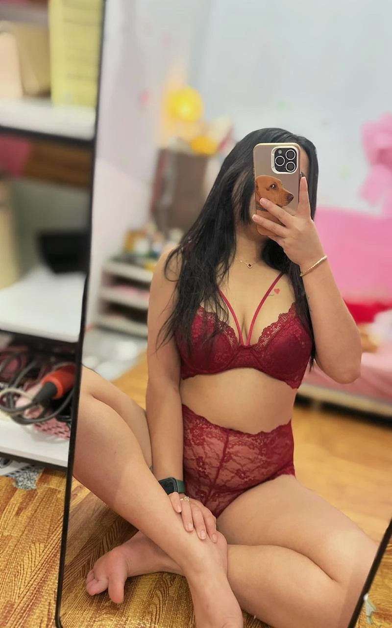 Lisa Uotcall – Vietnamese escort in Tirana — 4 / 6