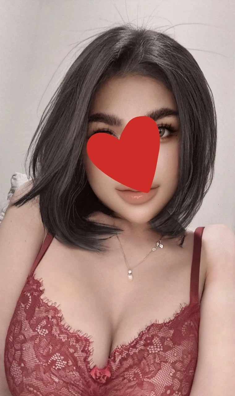 Avni – Indian escort in Gurgaon — 4 / 5