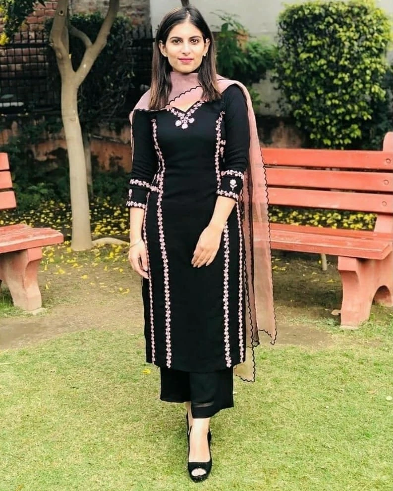 𝟵𝟴𝟏𝟰𝟳𝟰𝟳𝟔𝟳𝟱 NISHA RANA – Indian escort in Amritsar — 3 / 7