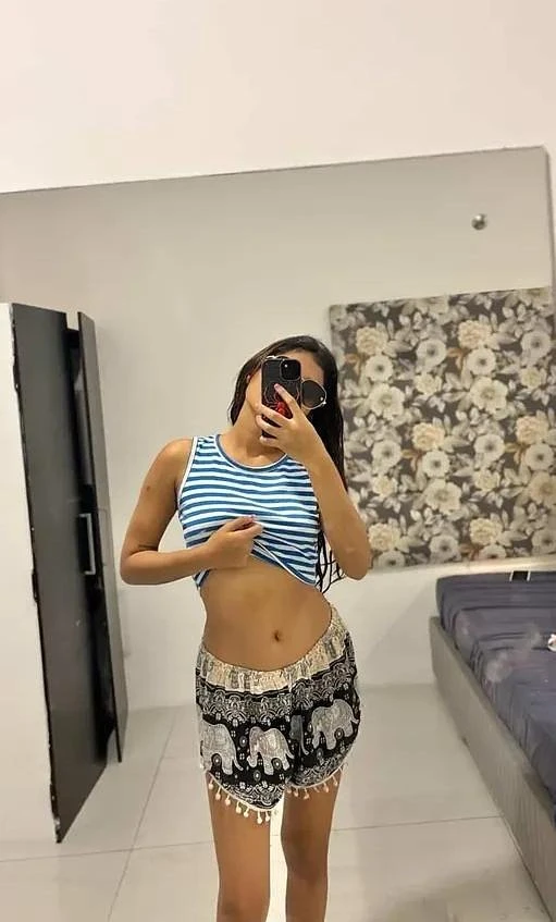 Dhruthi – Indian escort in Bangalore — 6 / 10