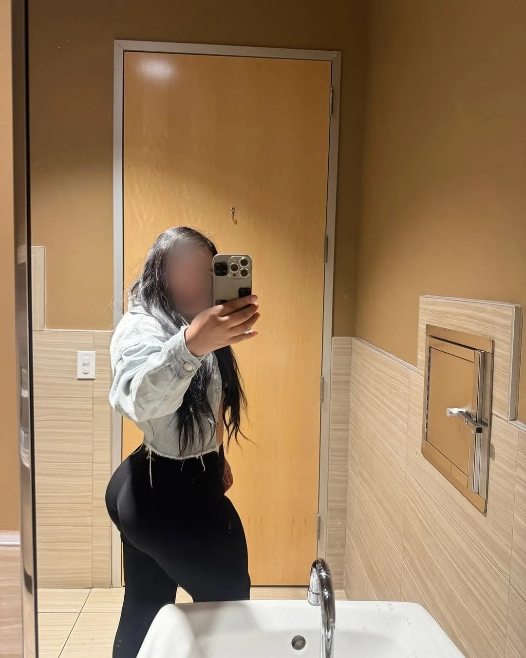 Isabella – escort in Dubrovnik — 2 / 15