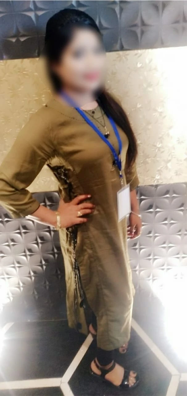 Prachi Real Meet & Web CAM – Indian escort in Bangalore, Escort, Banga