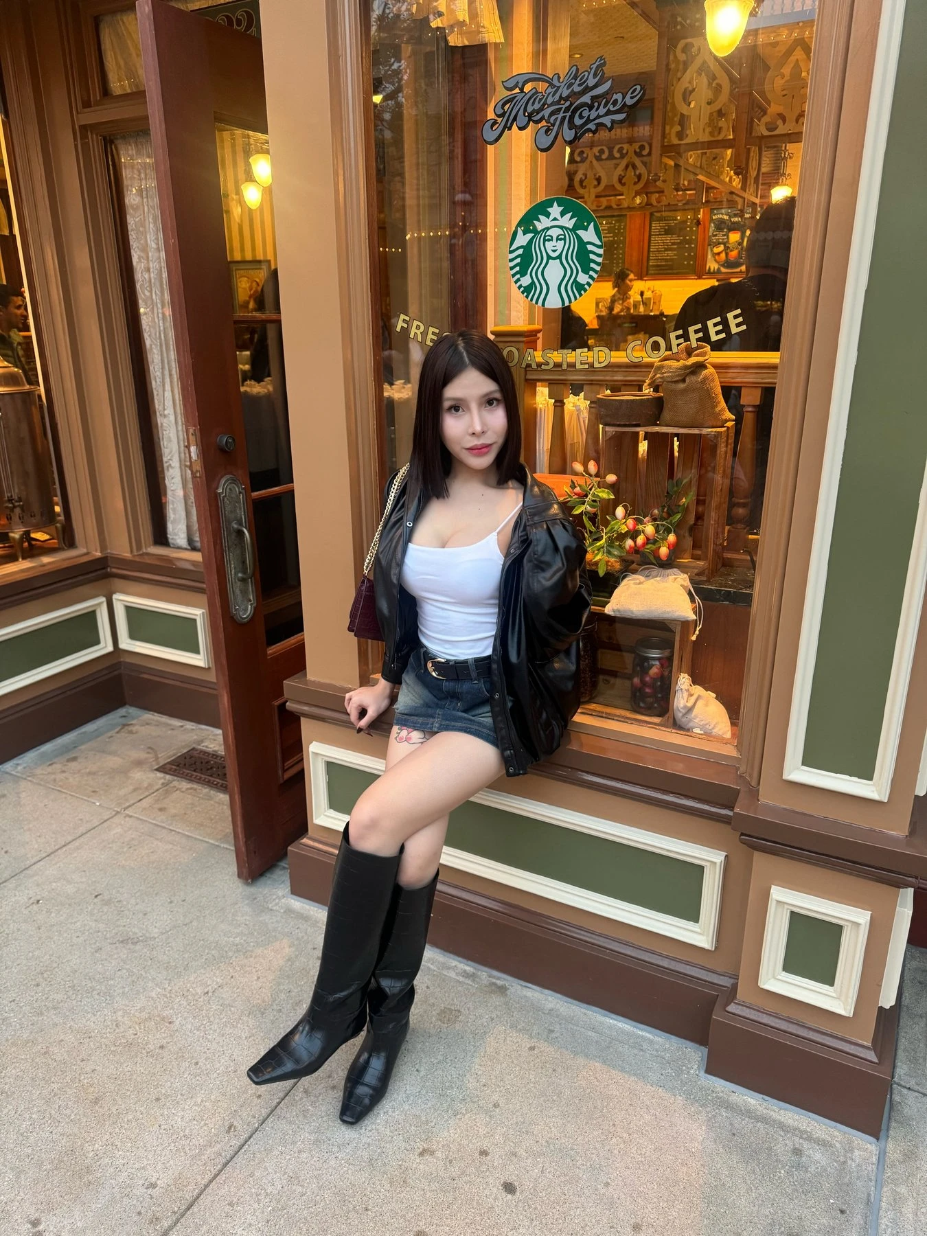 Celene – Vietnamese escort in Hong Kong — 8 / 10