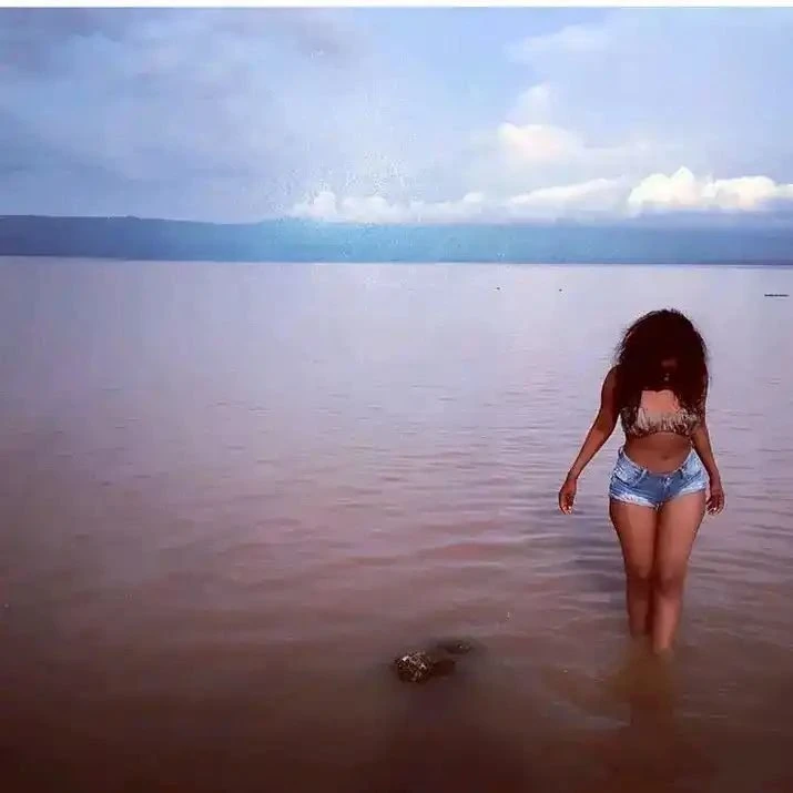 Kate Benur – Ethiopian escort in Addis Ababa — 2 / 3