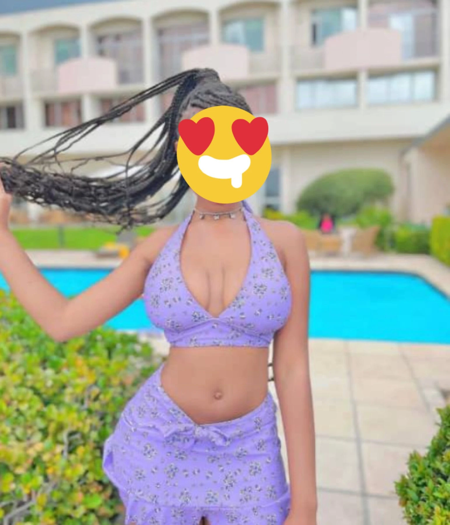 Cathie – Central African escort in Bangalore — 2 / 5