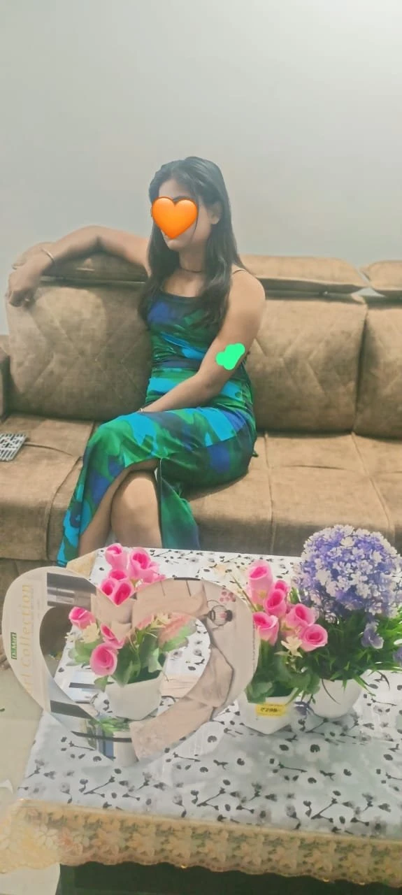 Independent Girl Nidhi – Indian escort in Bangalore — 4 / 8