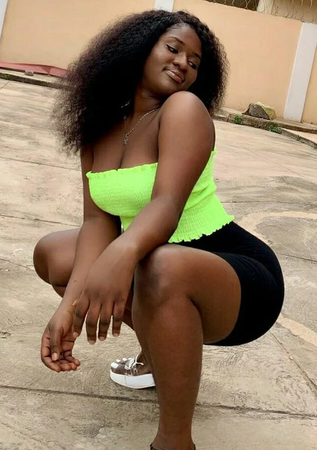 Emi – Algerian escort in Bangalore — 1 / 3
