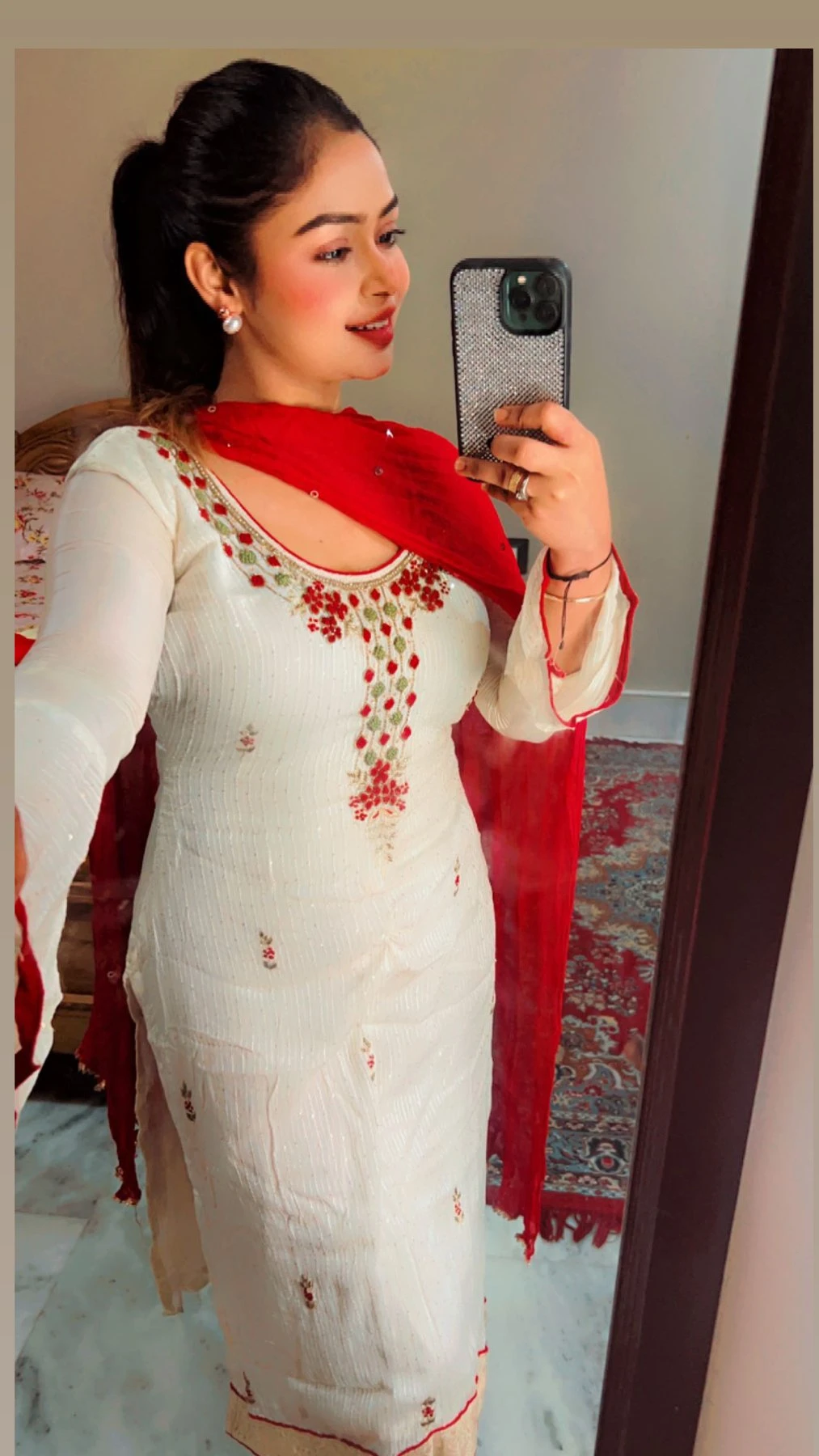 Russian and Indian Direct Payment – escort in Chennai, Escort, Chennai