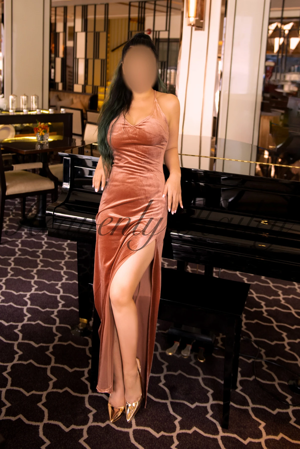 Heavenly Hailey – Singaporean escort in Hong Kong — 6 / 8