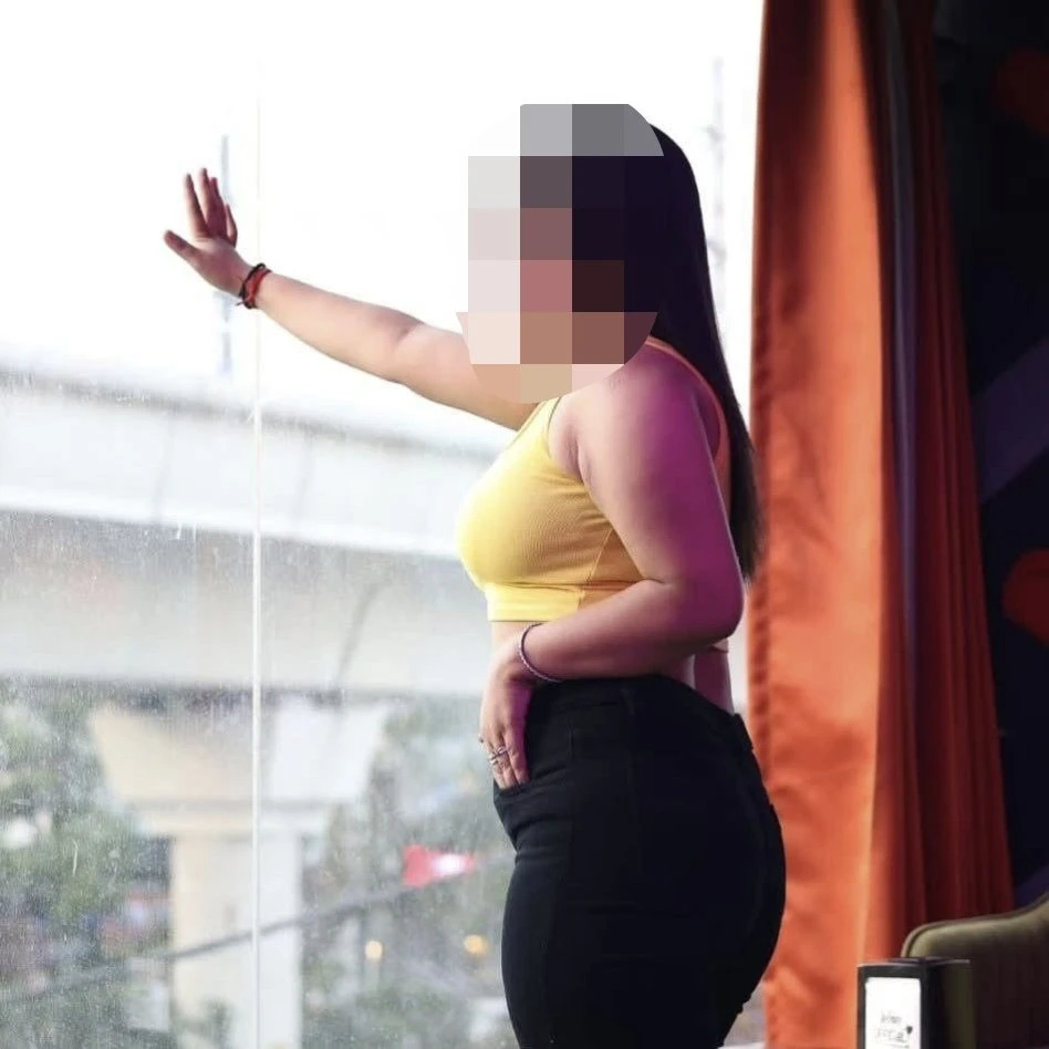 Pari (Cam Show & Real Meet) – Indian escort in Bangalore — 3 / 5