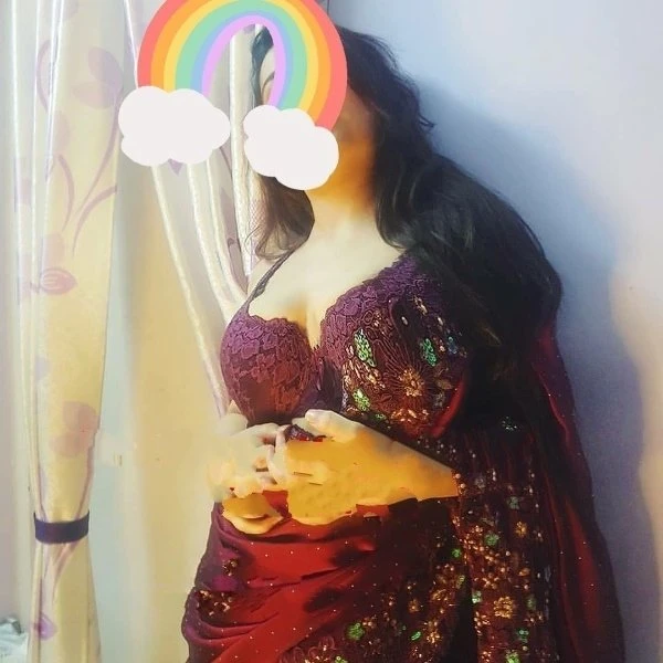 Busty Telugu Wife Cam Show – Indian escort in Coimbatore — 8 / 9