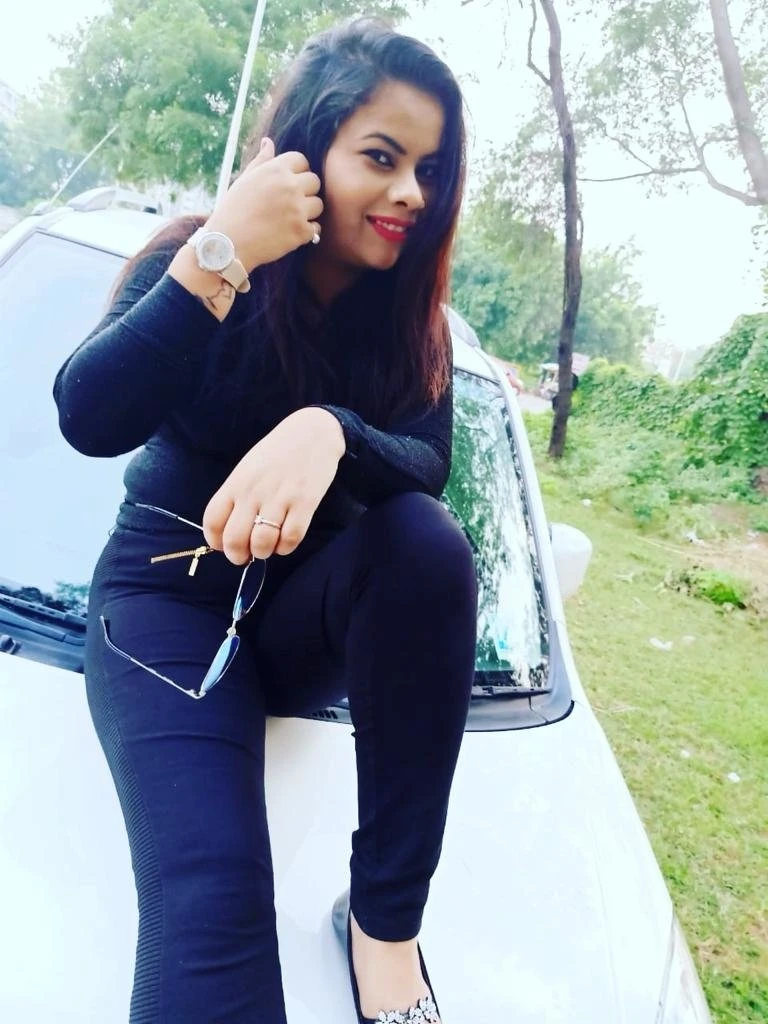 Russian Model / Tamil Profile / North – Indian escort in Chennai — 2 / 3