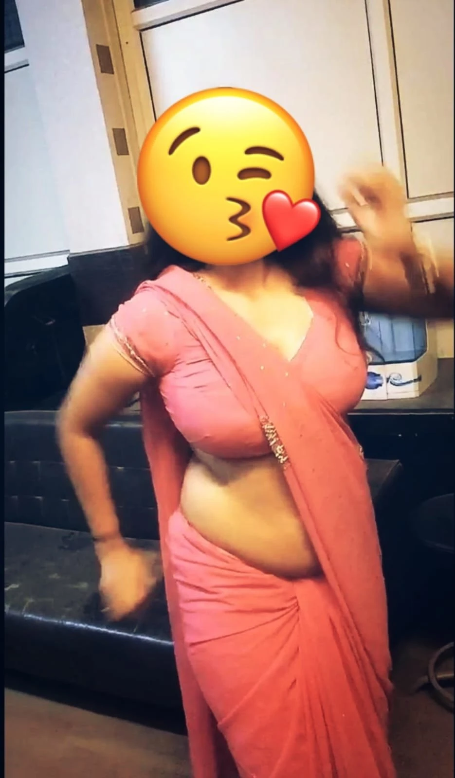 Somika Dass Cam and Real Meet – Indian escort in Gurgaon — 2 / 3
