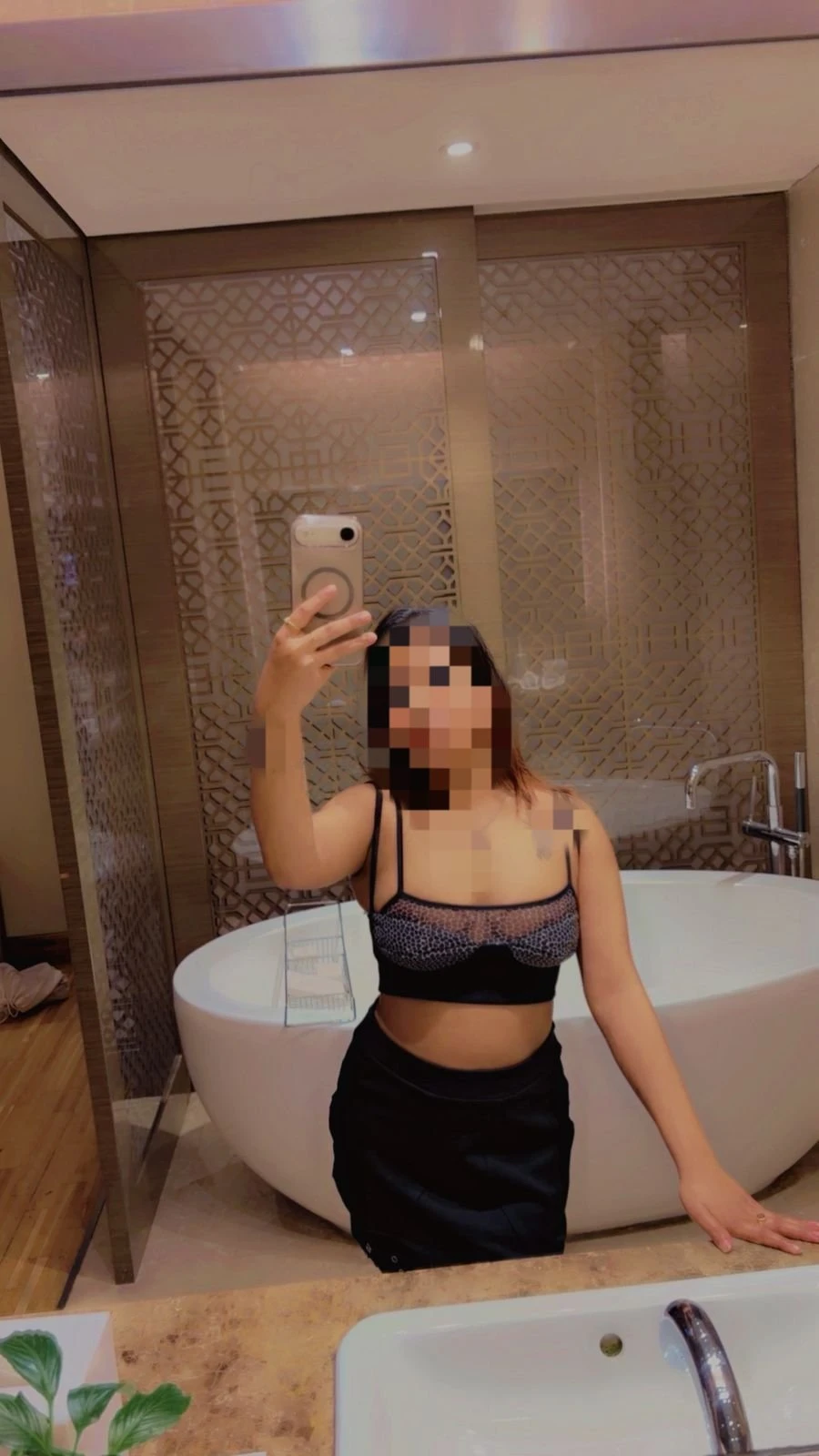 Real meet & cam High profile – Indian escort in Bangalore — 5 / 9