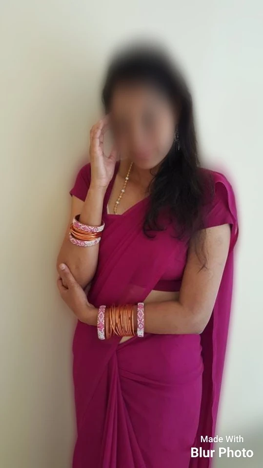 Ramya – Indian escort in Bangalore — 2 / 4