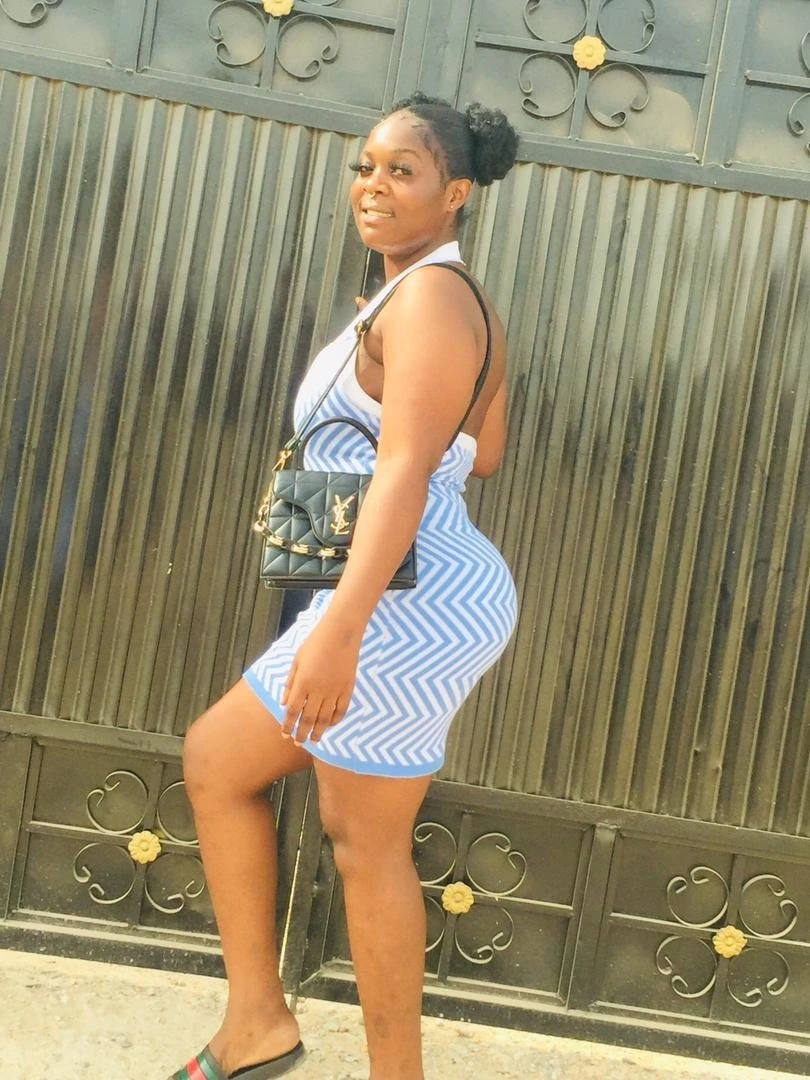 Cynthia – Nigerian escort in Cotonou — 4 / 5
