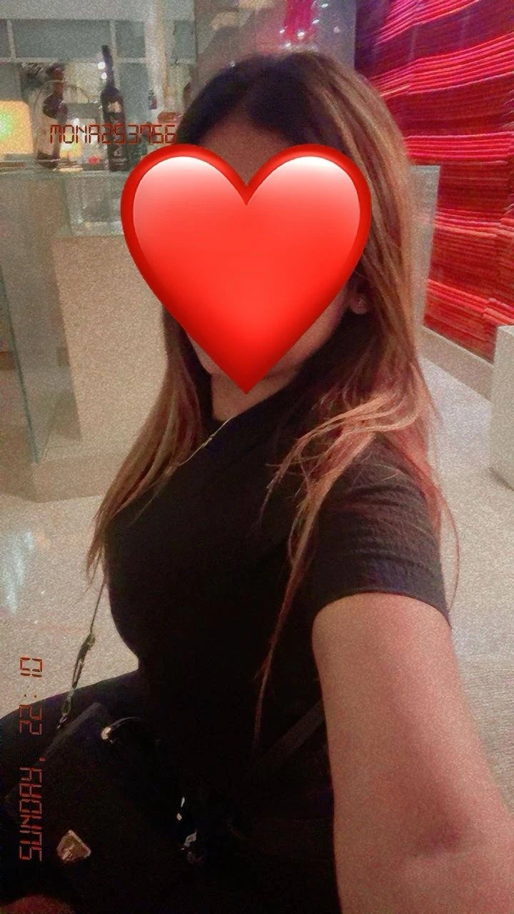 Nita whatsapp me to have max fun – escort in Bangalore — 2 / 4