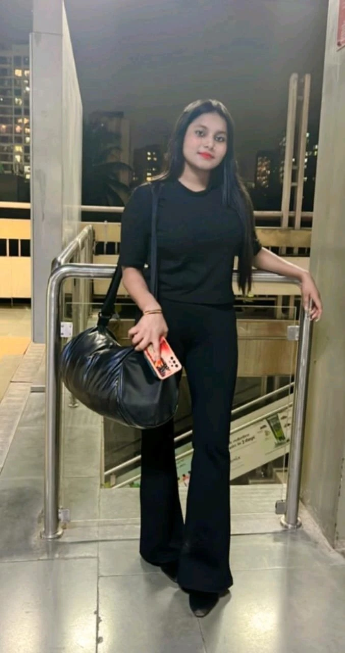 Neha (Independent) Cam and Real Meet – Indian escort in Chennai — 2 / 4