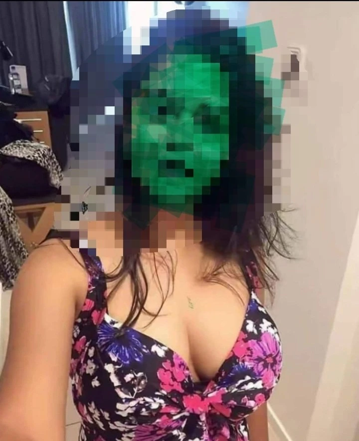 Riya cam show – Indian escort in Gurgaon — 3 / 4