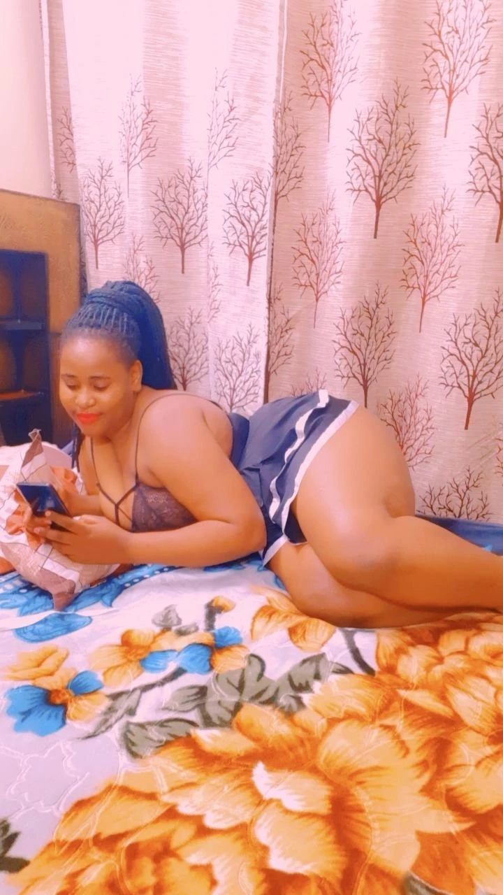African Liz 977387//1493 – escort in Gurgaon — 4 / 7