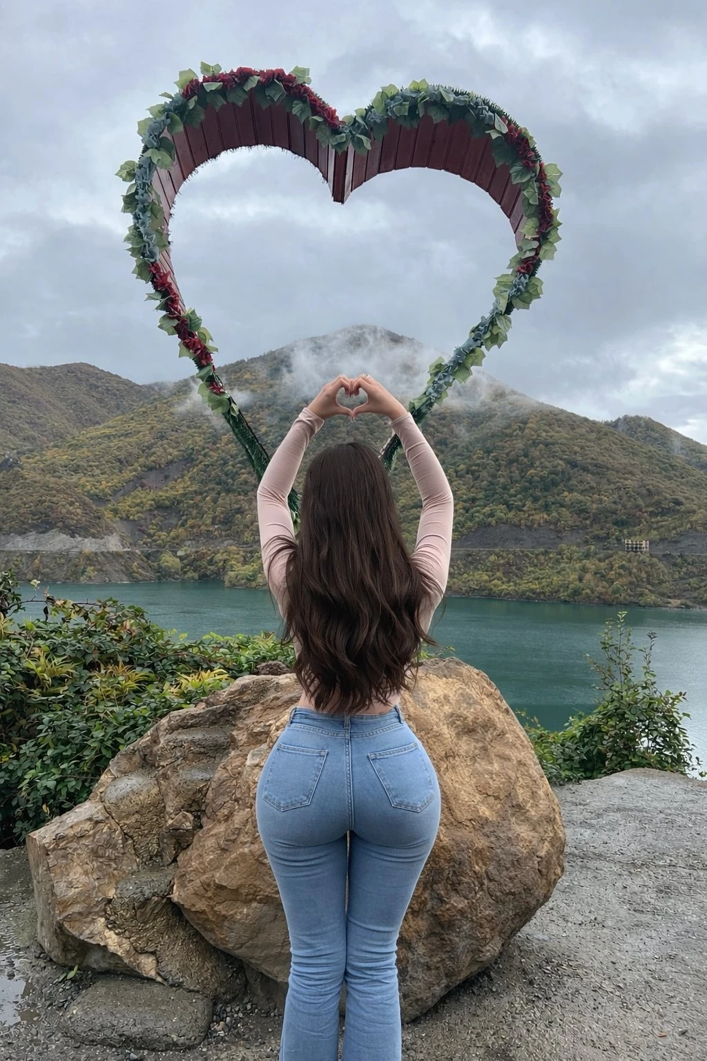 Ayjan – Azerbaijani escort in Baku — 16 / 18