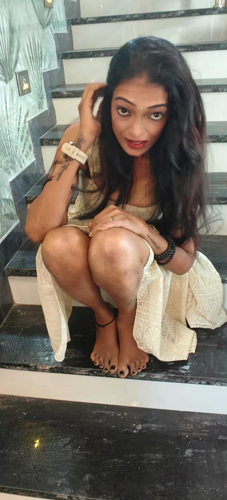 Kavya – Indian escort in Bangalore — 5 / 9