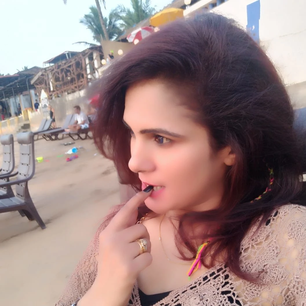 Jenni – Indian escort in Candolim, Goa — 7 / 8