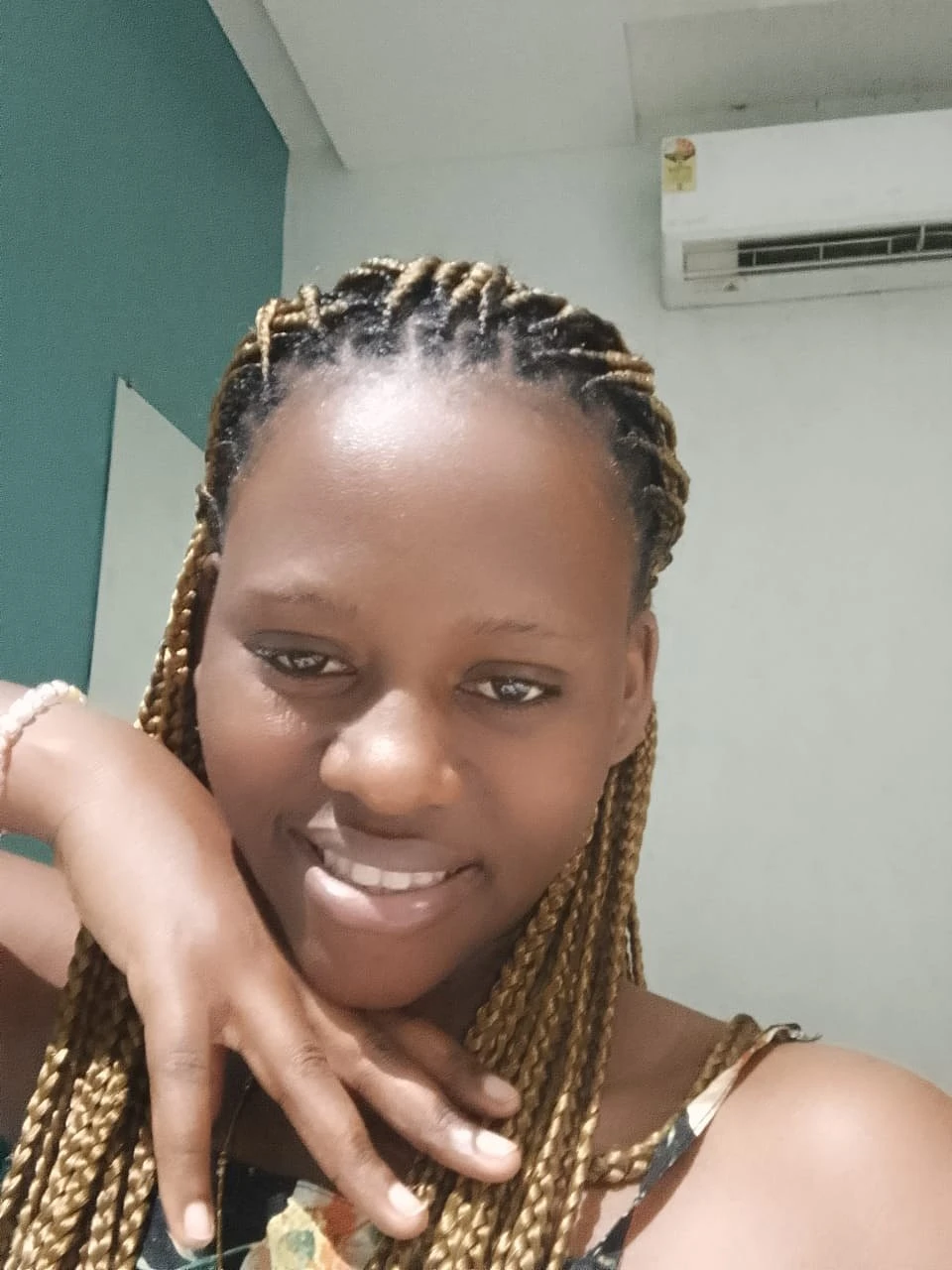 Mimi – Senegalese escort in Ahmedabad — 2 / 4