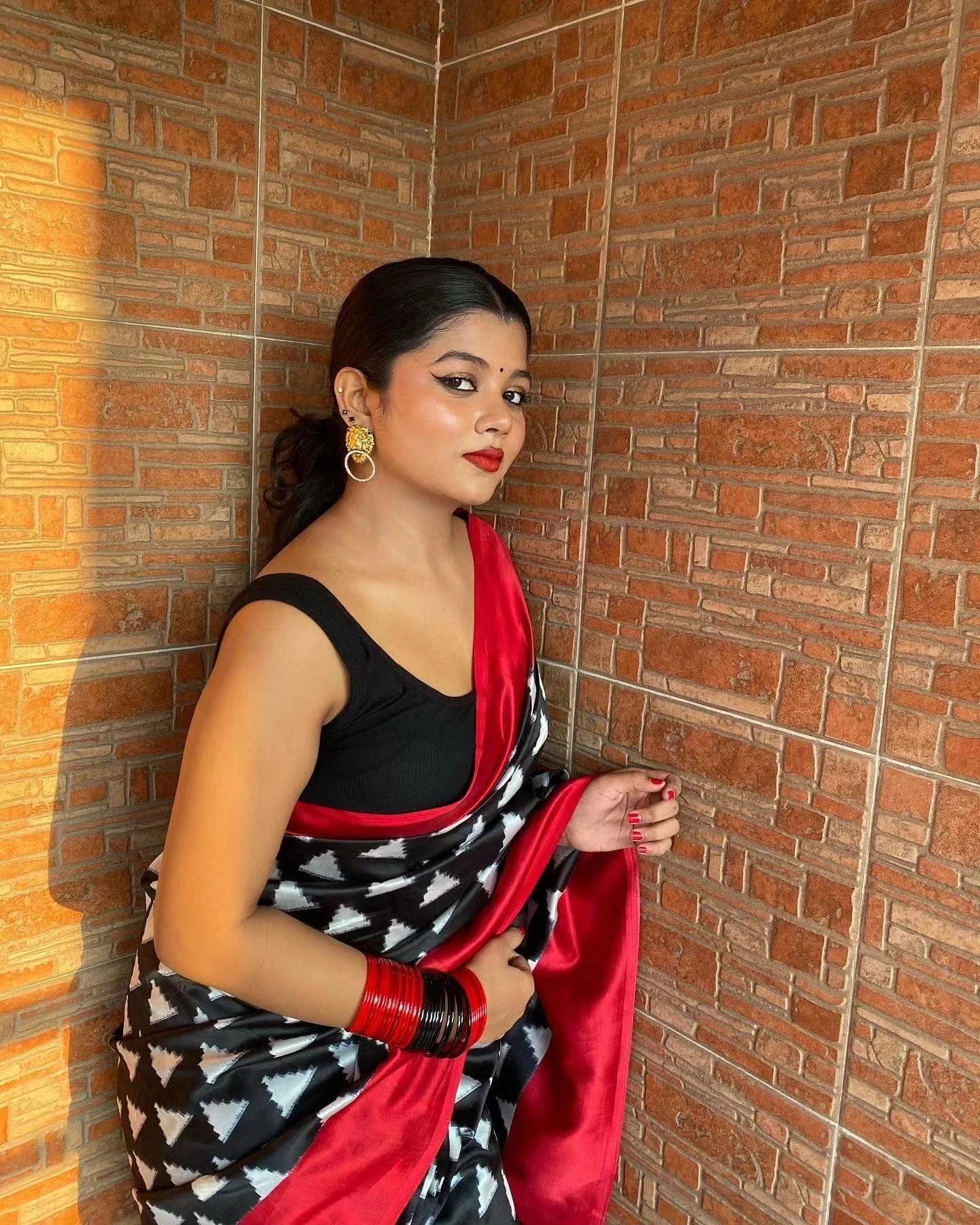 Neha – Indian escort agency in Bangalore, Escort, Banga