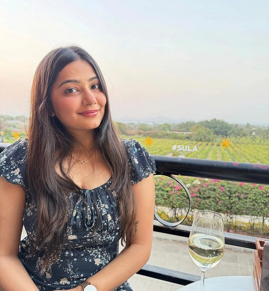 I Self Krisha Meet & Web Cam – Indian escort in Bangalore — 2 / 5