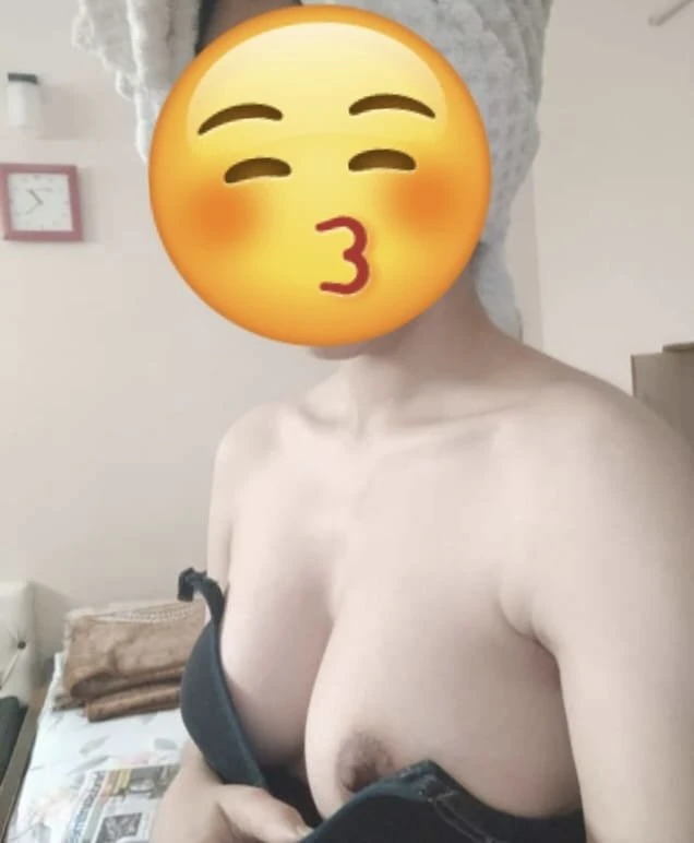Cam show & real meet – Indian escort in Bangalore — 2 / 6