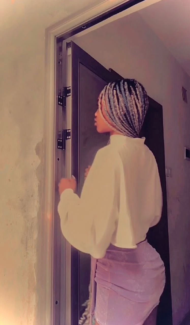 Poupée Sauvage – Beninese escort in Cotonou — 3 / 4