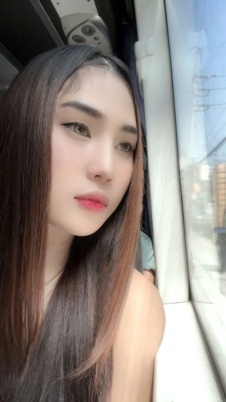 Sexy Natural filipina Just Landed – Filipino escort in Hong Kong — 15 / 16