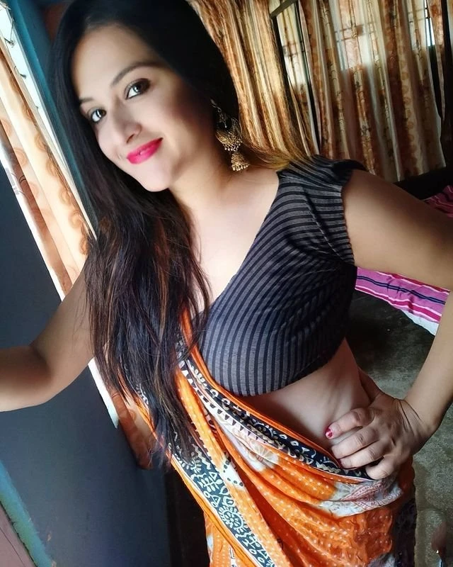 Incall and Outcall Service in Bangalore – escort in Bangalore — 2 / 3
