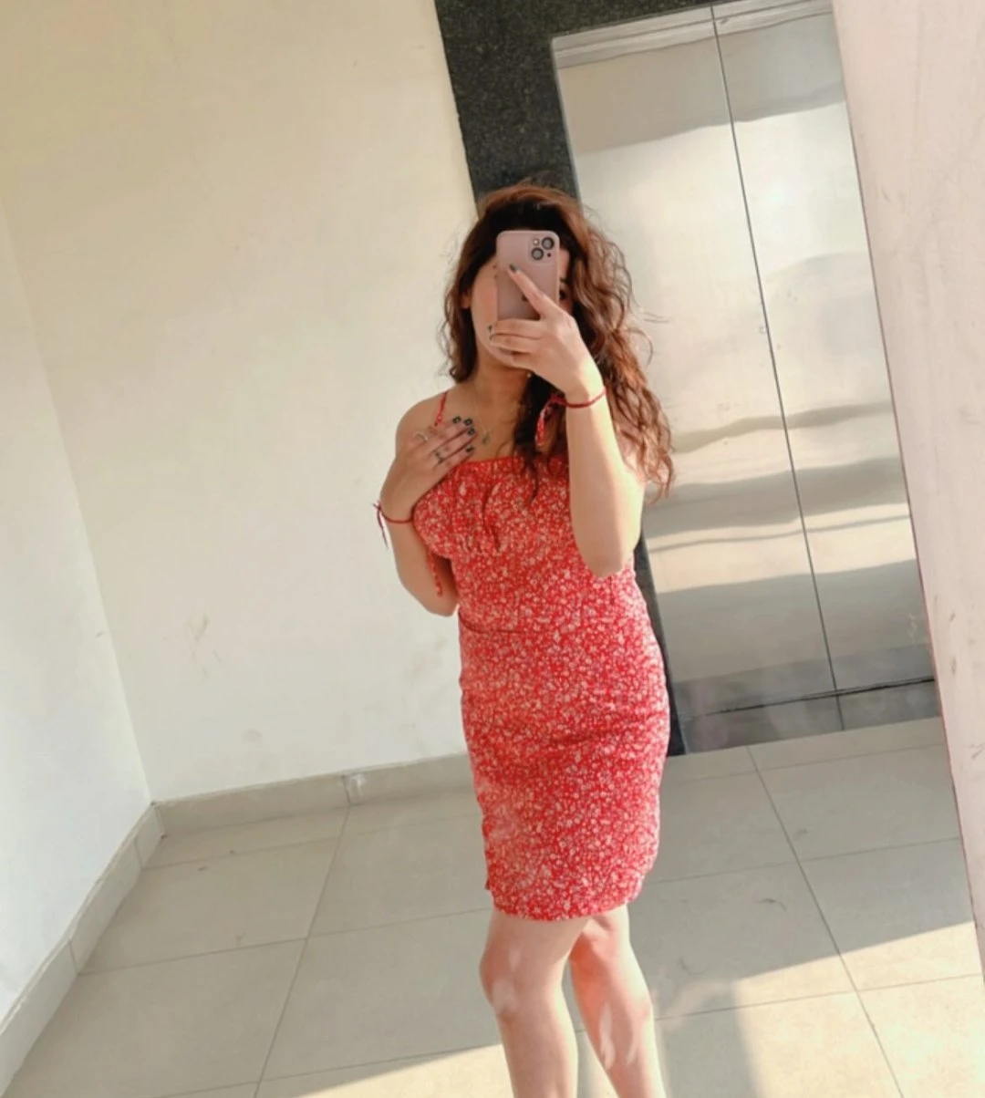Independent girl nude Cam/sex chat/meet – Indian escort in Bangalore — 3 / 5