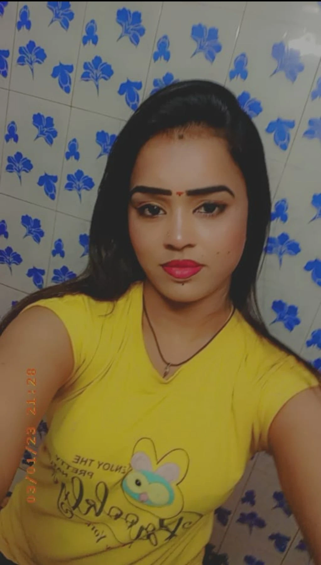 Sneha independent (cam show &real meet) – Indian escort in Bangalore — 2 / 3