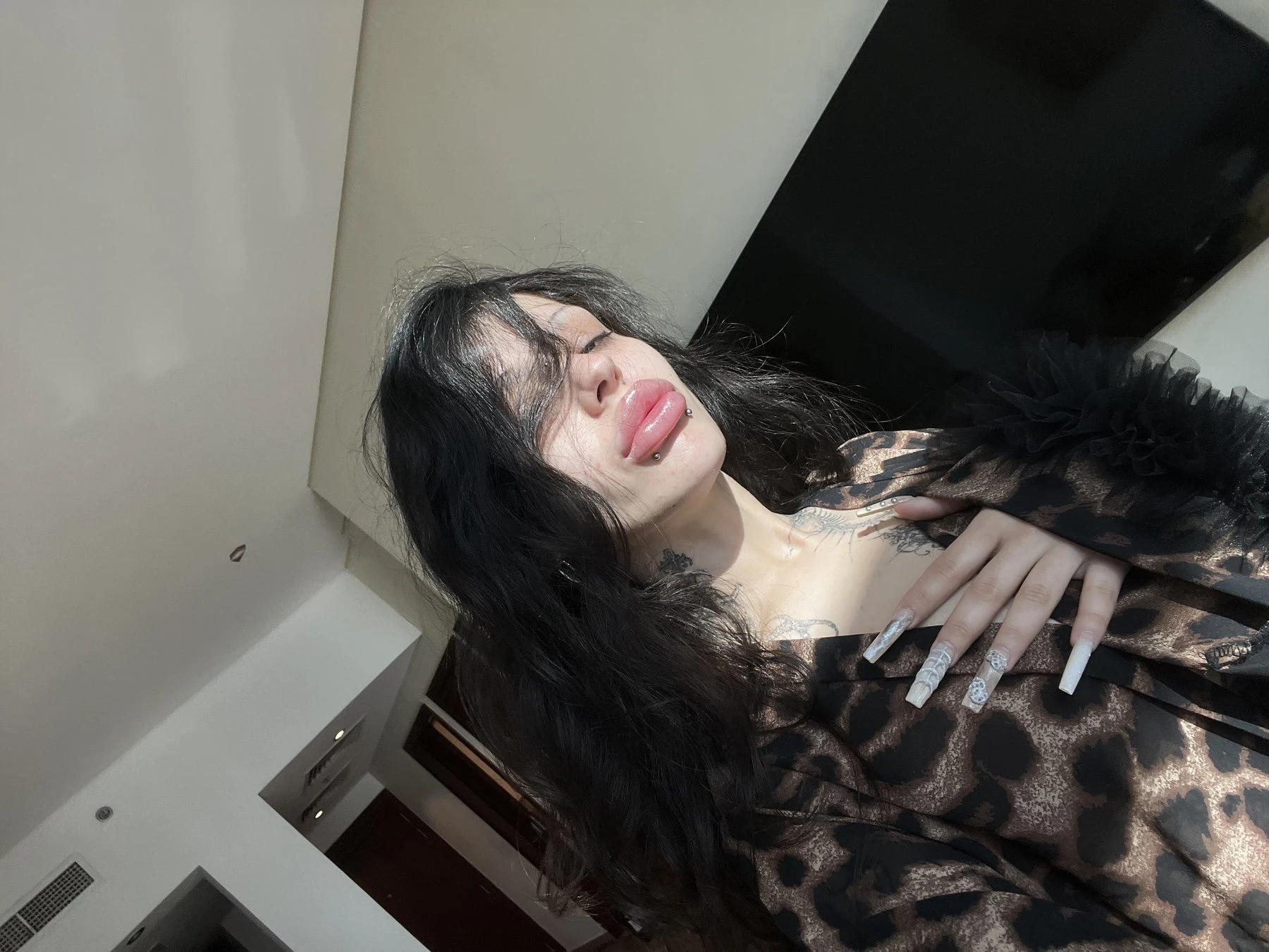 Ayesha Boo – escort in Hong Kong — 7 / 13