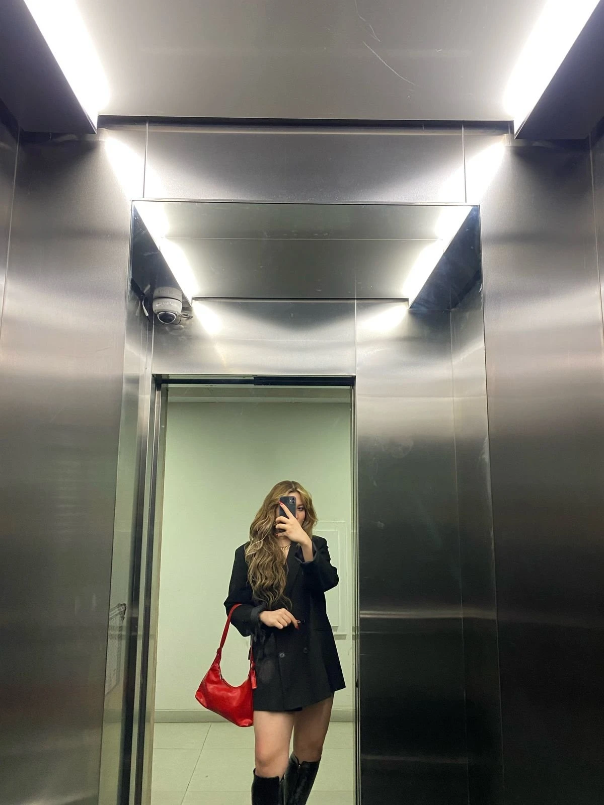Angel – Georgian escort in Tirana — 12 / 13