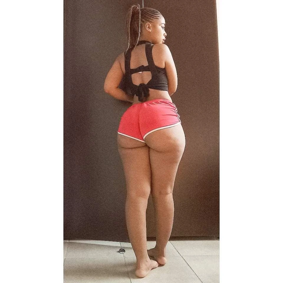 Monalisa – South African escort in Chandigarh — 4 / 5