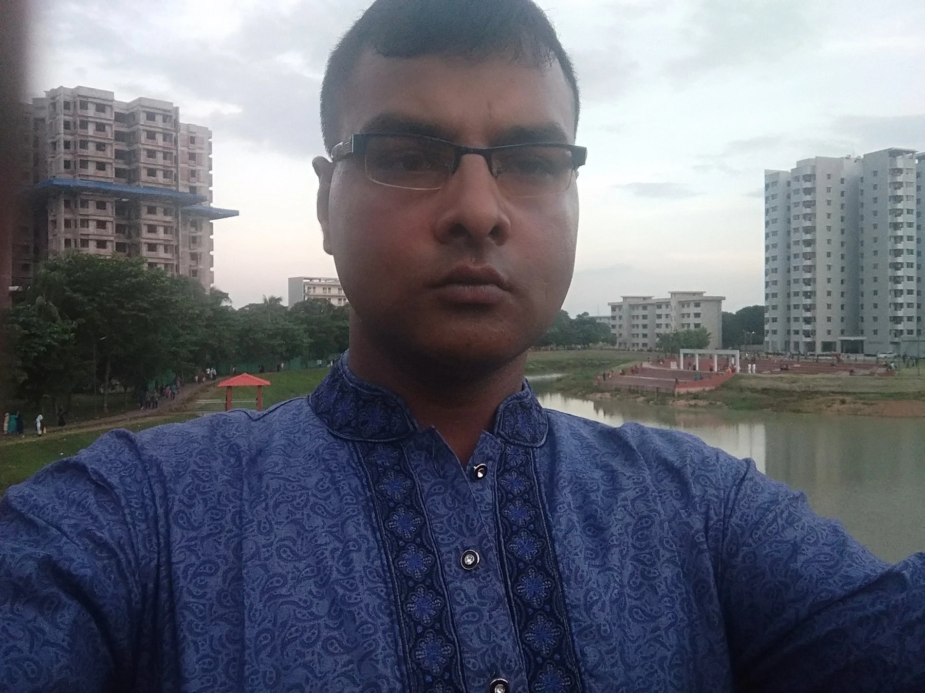 Bonani – Bangladeshi escort in Dhaka — 2 / 3