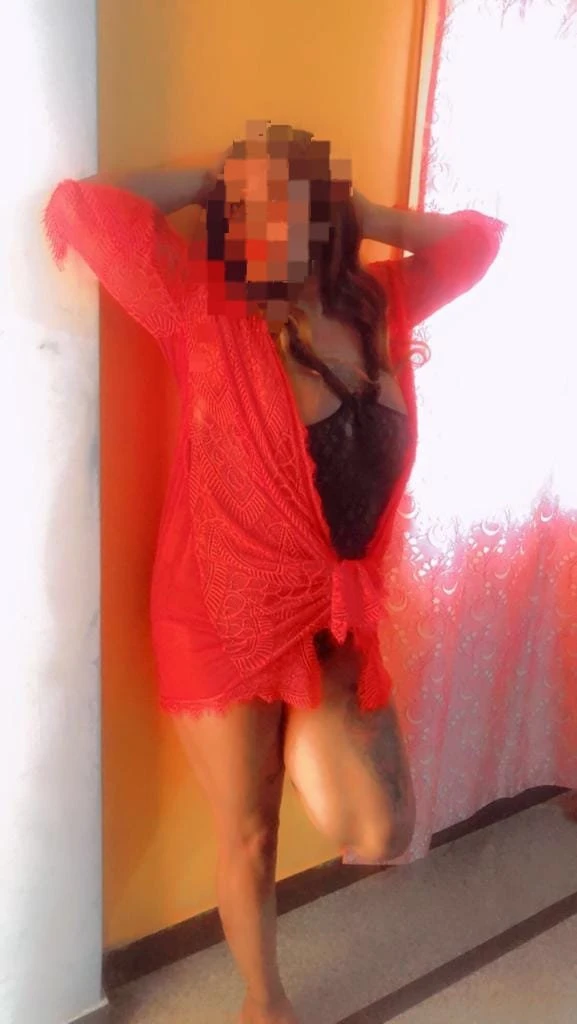 Tatiana near Electronic City – South African escort in Bangalore — 3 / 4