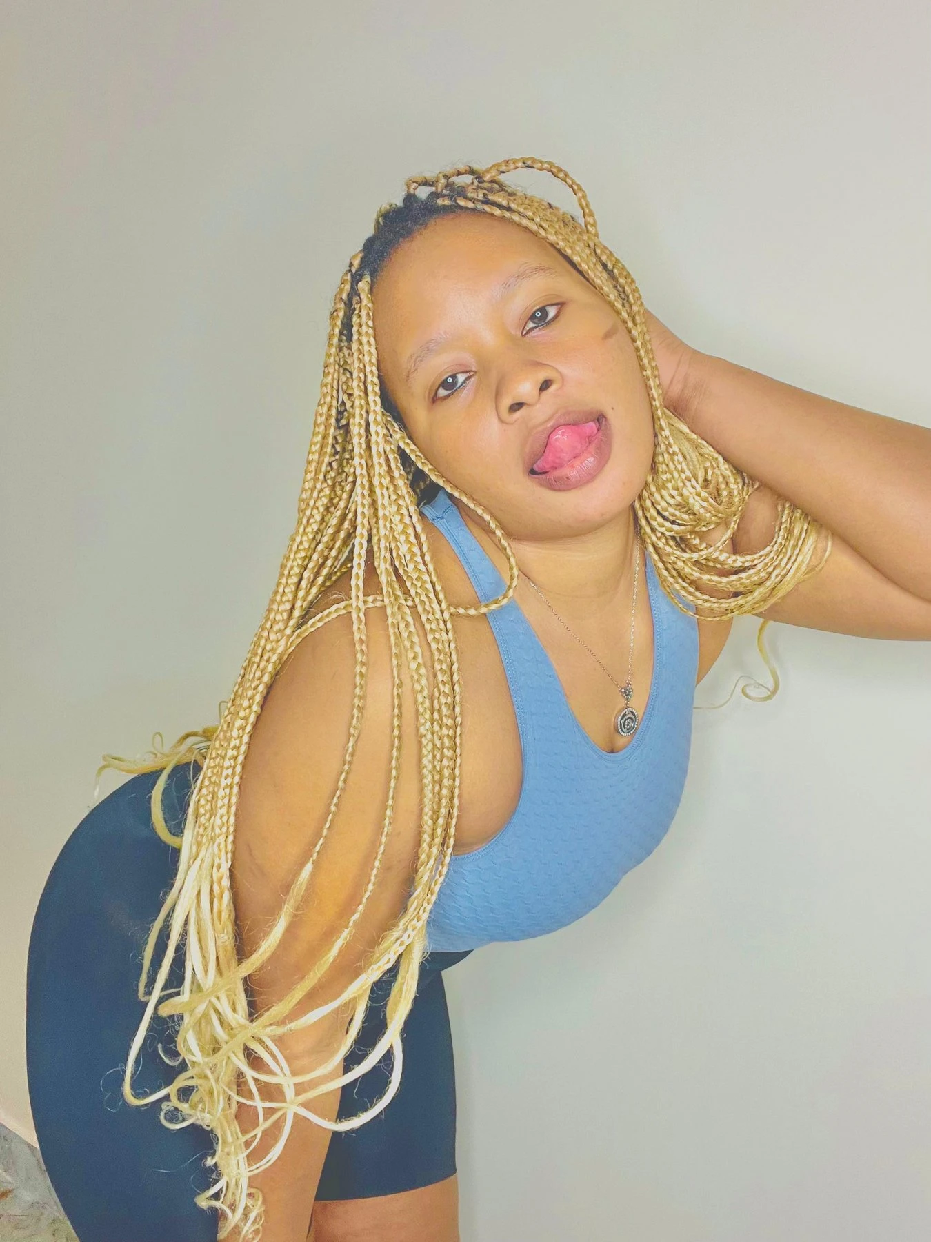 Shamie Juicy Yummy Pussy With Big Melons – Algerian escort in Bangalore — 4 / 5