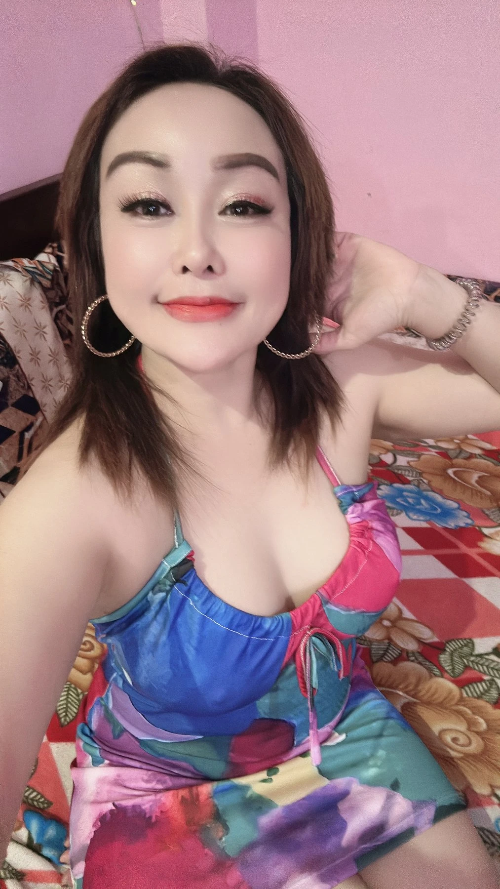 Tina – Thai escort in Gurgaon — 2 / 9