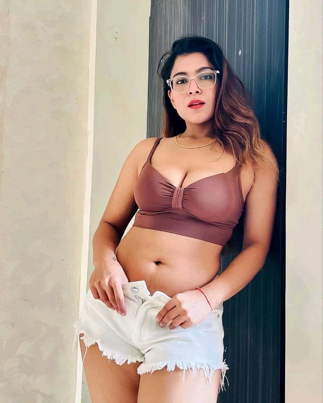 Divyanshi Best Incall Outcall Service, E – Indian escort in Faridabad — 3 / 7