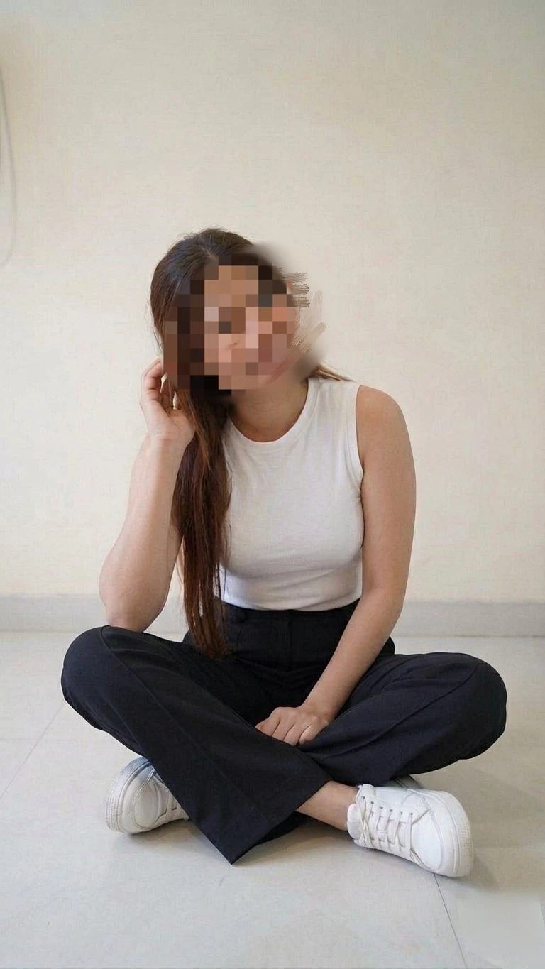 Sanya – Indian escort in Bangalore — 2 / 3